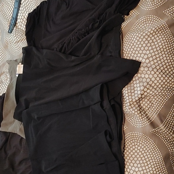 Bundle of mini and mid length skirts - Picture 6 of 6